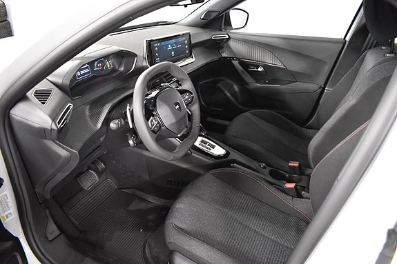 Peugeot 2008 5 of 5