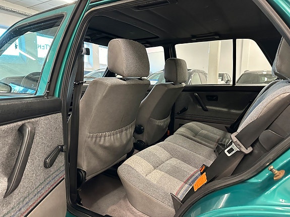 Volkswagen Golf-Serie 16 of 18