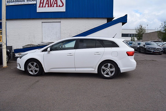 Toyota Avensis 13 of 13