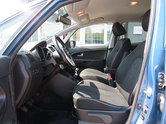 Kia Venga 12 of 17