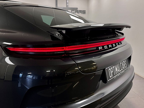 Porsche Panamera 4 15 of 16
