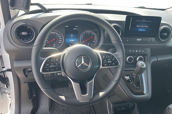 Mercedes-Benz eCitan 7 of 12