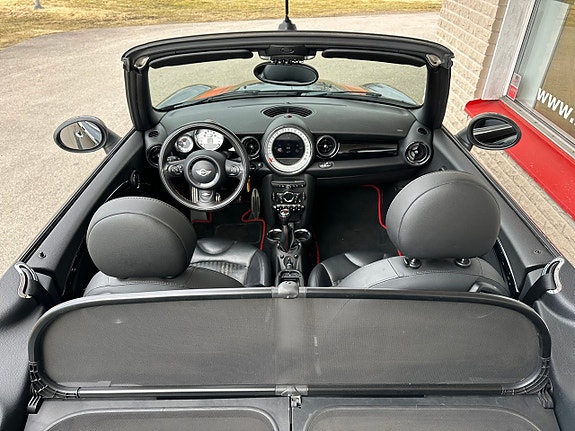 MINI Cooper 5 of 5