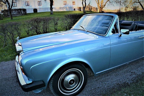 Rolls Royce Corniche 9 of 30