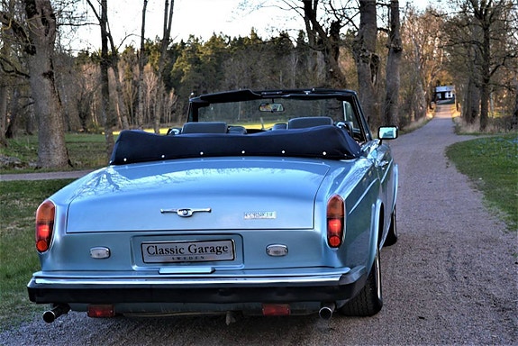 Rolls Royce Corniche 16 of 30