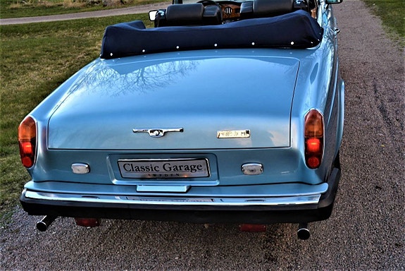 Rolls Royce Corniche 27 of 30