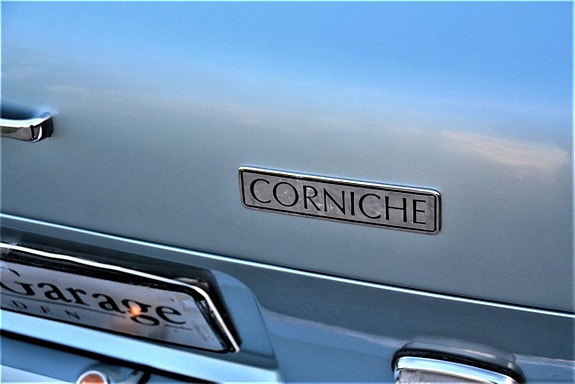 Rolls Royce Corniche 26 of 30