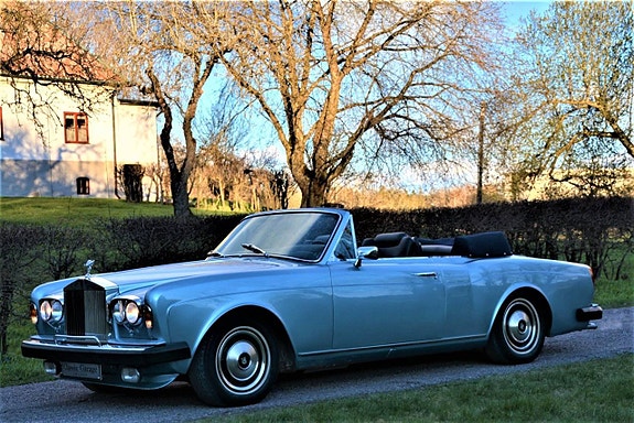 Rolls Royce Corniche 15 of 30