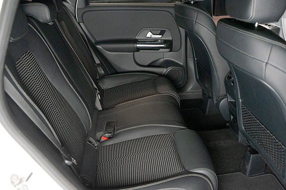 Mercedes-Benz B250 e 17 of 18