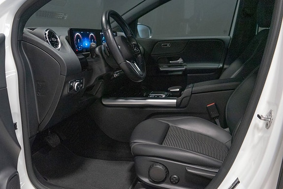 Mercedes-Benz B250 e 11 of 18
