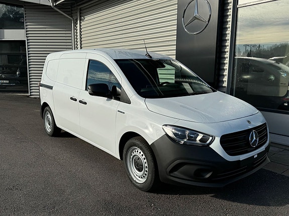 Mercedes-Benz eCitan 8 of 17