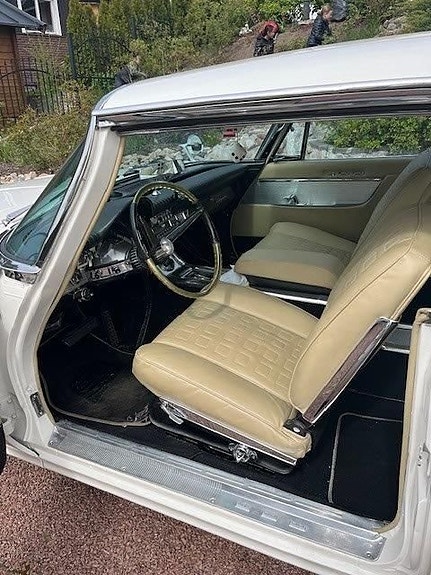 Chrysler 300 4 of 5
