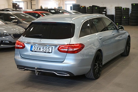 Mercedes-Benz C180 5 of 5
