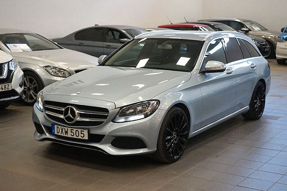 Mercedes-Benz C180 2 of 5