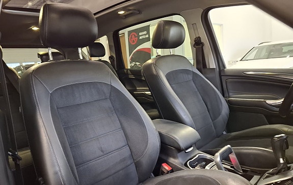 Ford S-MAX 19 of 27