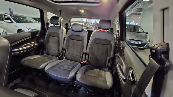 Ford S-MAX 20 of 27