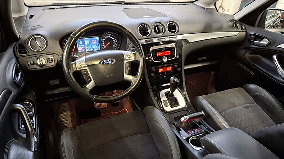 Ford S-MAX 2 of 27