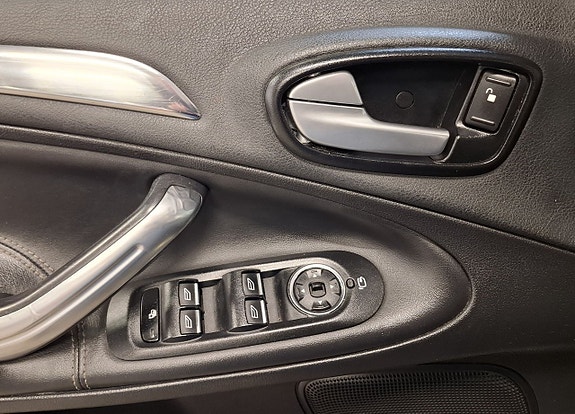 Ford S-MAX 27 of 27