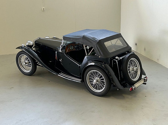 MG T-Type 8 of 21