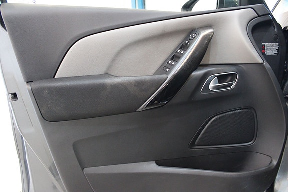 Citroen Grand C4 Picasso 6 of 10