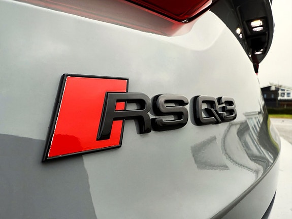 Audi RS Q3 10 of 11