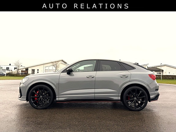 Audi RSQ3 4 of 5