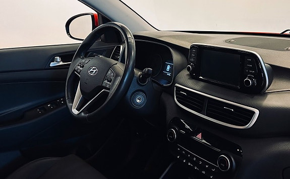Hyundai Tucson 9 of 14