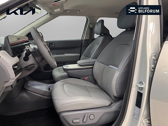 Kia EV3 8 of 17