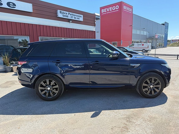 Land Rover Range Rover Sport 29 of 30