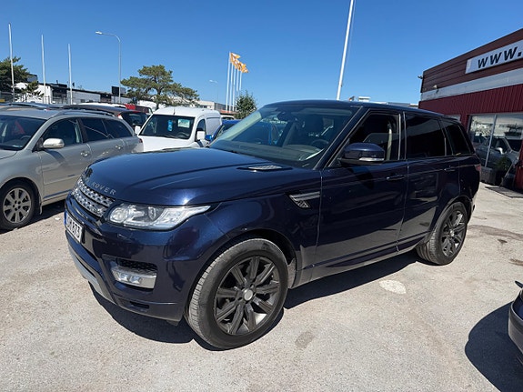 Land Rover Range Rover Sport 26 of 30