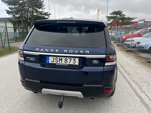 Land Rover Range Rover Sport 22 of 30