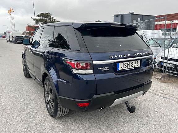 Land Rover Range Rover Sport 21 of 30