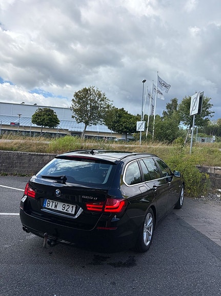 BMW 520 4 of 5