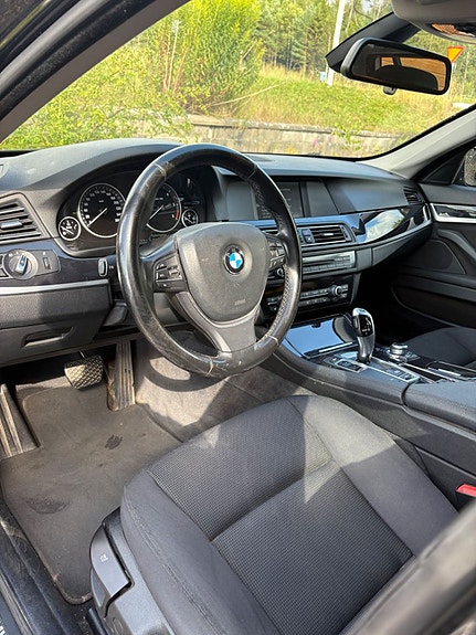 BMW 520 5 of 5