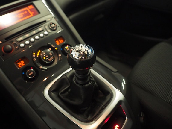 Peugeot 5008 16 of 17