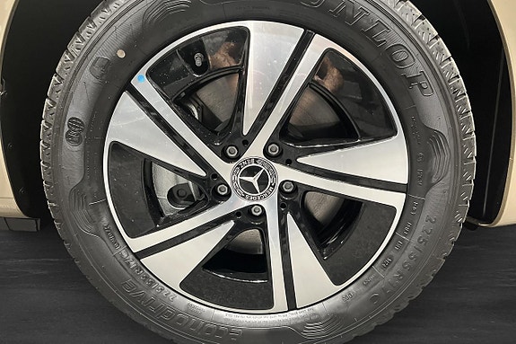 Mercedes-Benz Vito 108 11 of 14