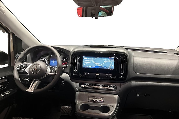 Mercedes-Benz Vito 108 8 of 14