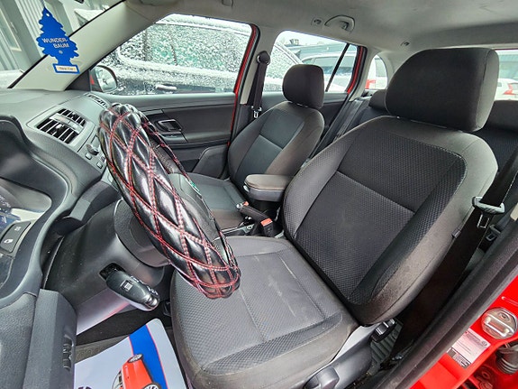 Skoda Fabia 9 of 15