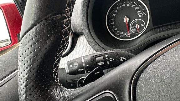 Mercedes-Benz B180 16 of 26