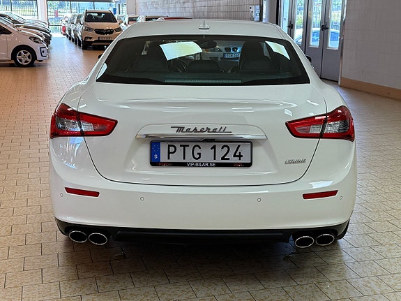Maserati Ghibli 5 of 5