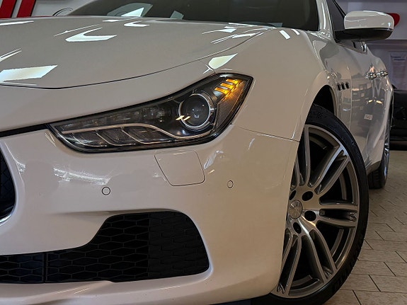 Maserati Ghibli 12 of 26