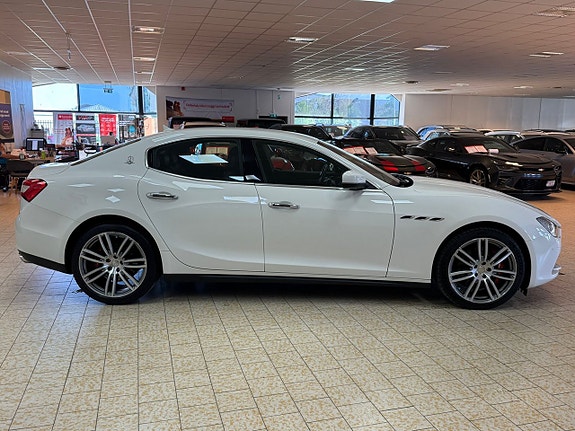 Maserati Ghibli 7 of 26
