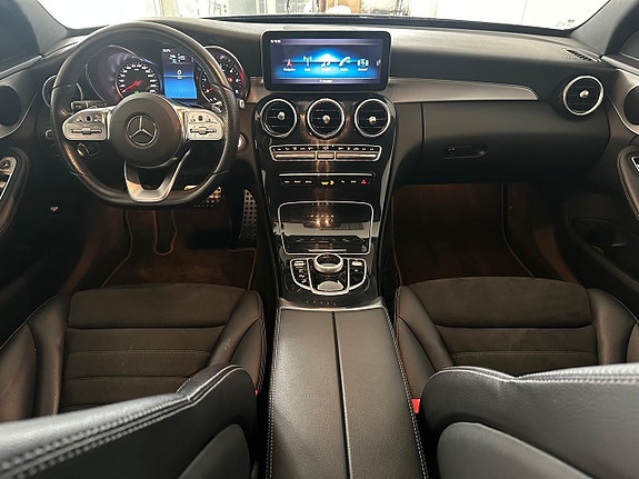 Mercedes-Benz C300 6 of 18