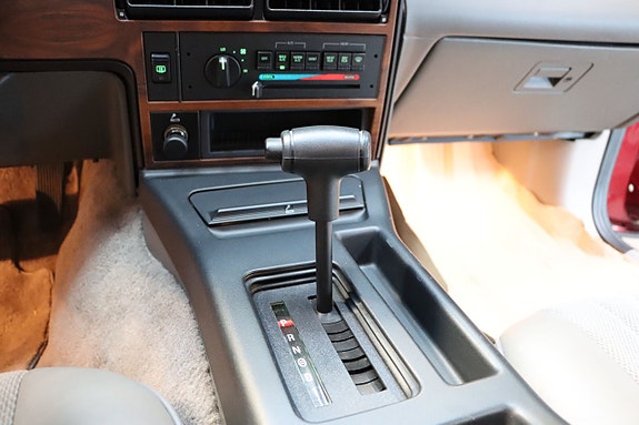 Mercury Cougar 24 of 28