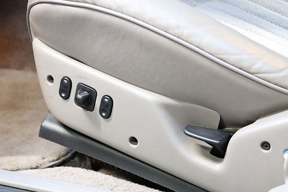 Mercury Cougar 18 of 28