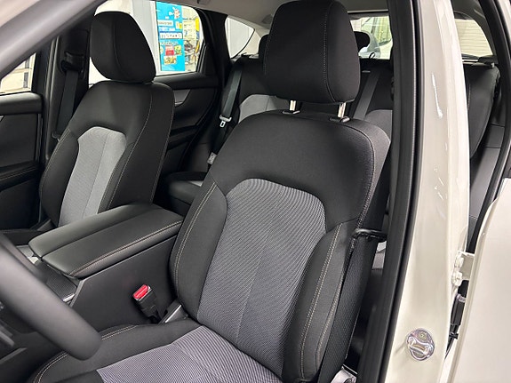 Mazda CX-60 5 of 13