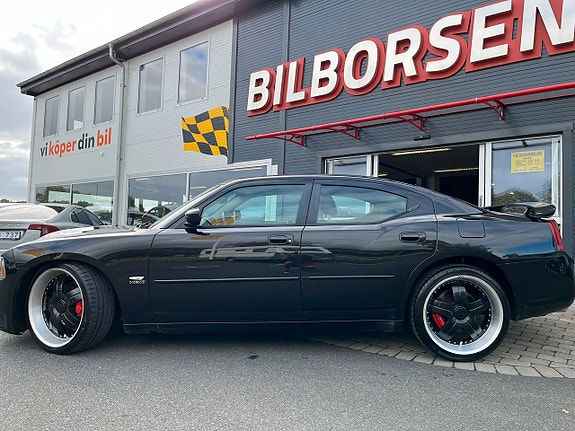 Dodge Charger 6 of 13