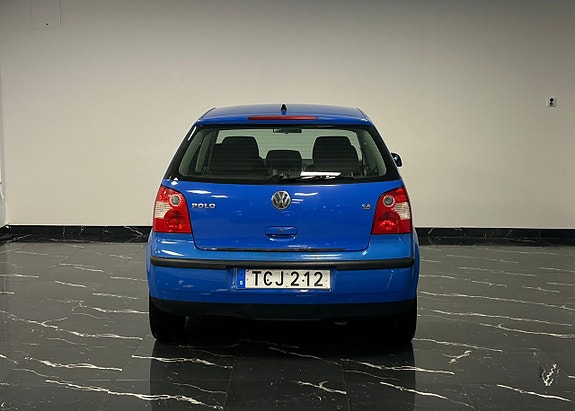Volkswagen Polo 5 of 5