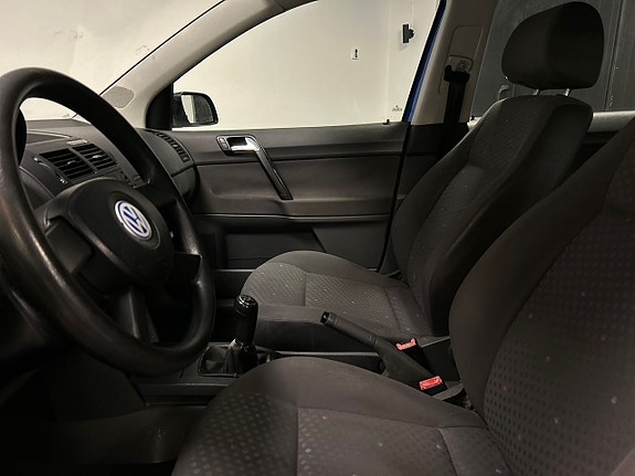 Volkswagen Polo 7 of 18