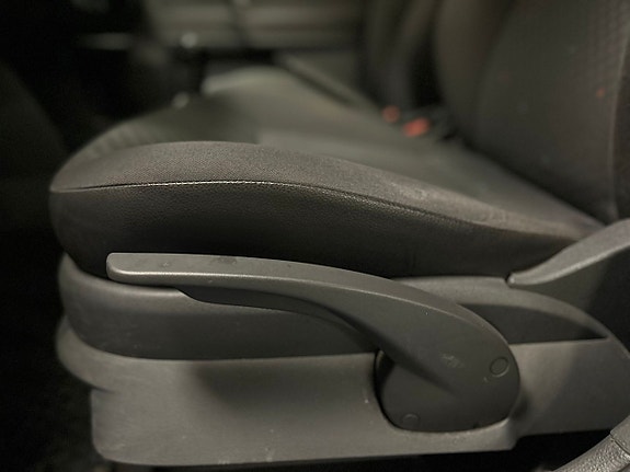 Volkswagen Polo 8 of 18